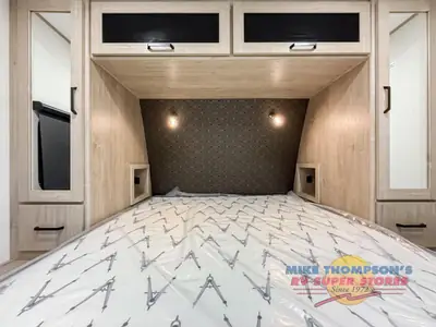 2026 Grand Design Imagine XLS photo 10