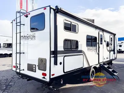 2026 Grand Design Imagine XLS photo 7