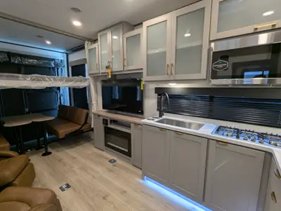 2027 Forest River Stealth 2730 photo 18