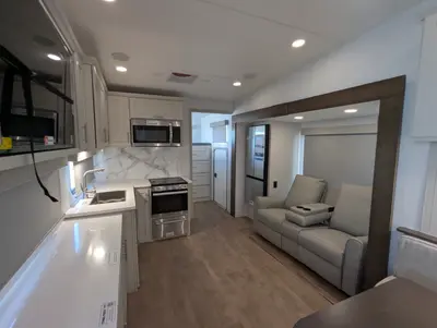 2027 Alliance RV Avenue photo 32