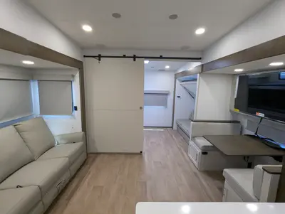 2027 Alliance RV Avenue photo 33