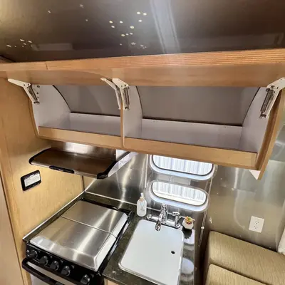 2013 Airstream Flying Cloud photo 38