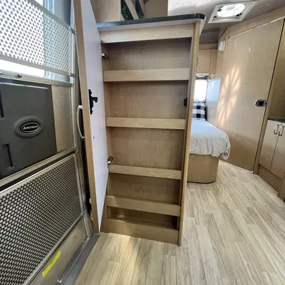 2013 Airstream Flying Cloud photo 27