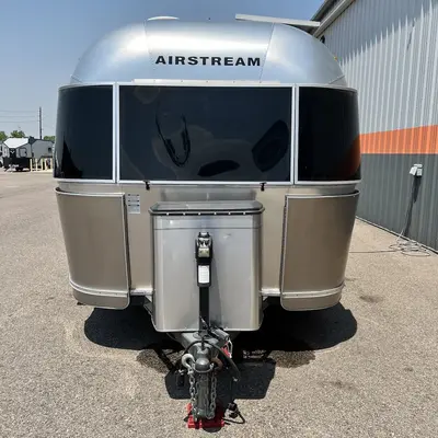 2013 Airstream Flying Cloud photo 11
