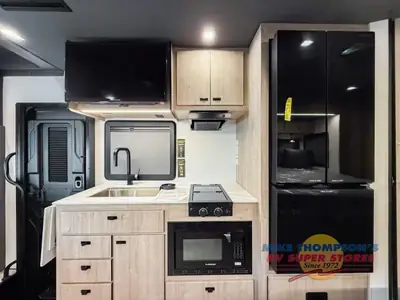 2026 Grand Design Lineage Series M photo 20