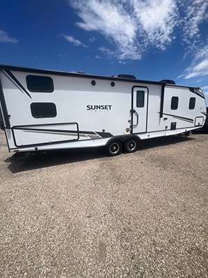 2022 SUNSET PARK RV SUNSET TRAIL SUPER LITE photo 2