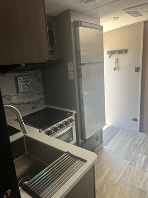 2022 SUNSET PARK RV SUNSET TRAIL SUPER LITE photo 6
