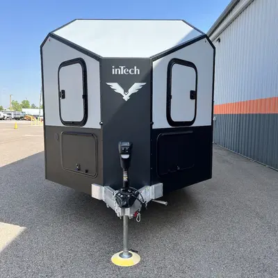 2027 inTech Black Wing photo 14