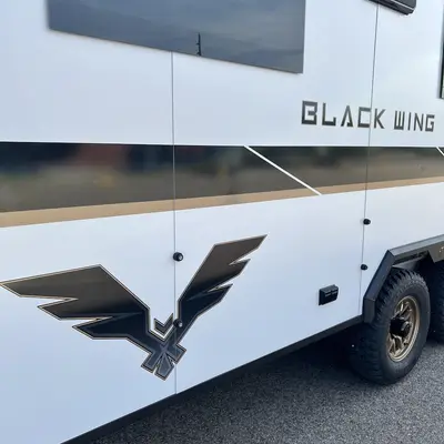 2027 inTech Black Wing photo 5