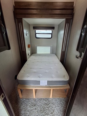 2019 DUTCHMEN ASTORIA photo 10