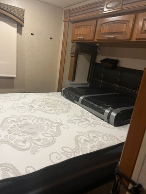 2016 JAYCO PRECEPT photo 6