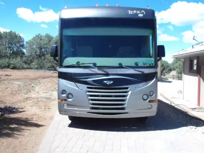 2015 FLEETWOOD TERRA SE photo 4