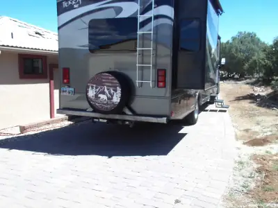 2015 FLEETWOOD TERRA SE photo 2