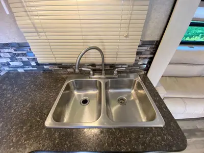 2017 Winnebago Minnie photo 15