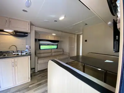 2017 Winnebago Minnie photo 7