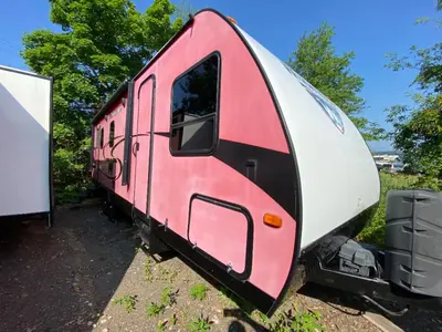 2017 Winnebago Minnie photo 4
