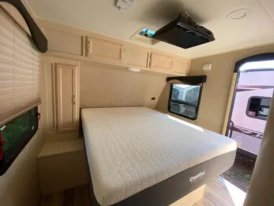 2017 Winnebago Minnie photo 39