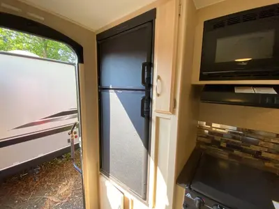 2017 Winnebago Minnie photo 18