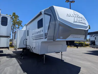 New 2027 Alliance RV Avenue 30BH