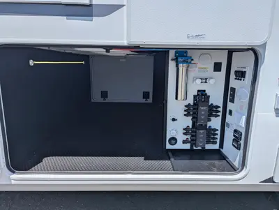 2027 Alliance RV Paradigm 312RK photo 11