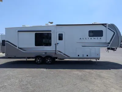 2027 Alliance RV Paradigm 312RK photo 18
