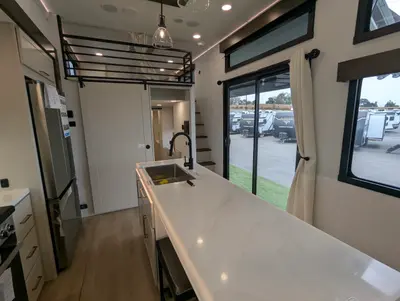 2027 Alliance RV Benchmark 44LFT photo 26