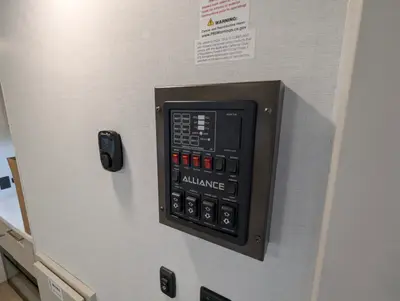2027 Alliance RV Benchmark 44LFT photo 33