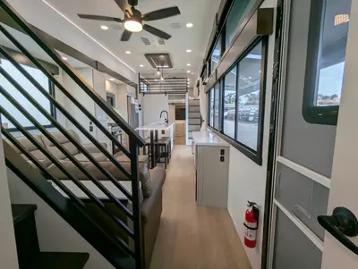 2027 Alliance RV Benchmark 44LFT photo 21