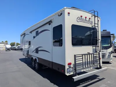 2013 Palomino Columbus 320RS photo 4