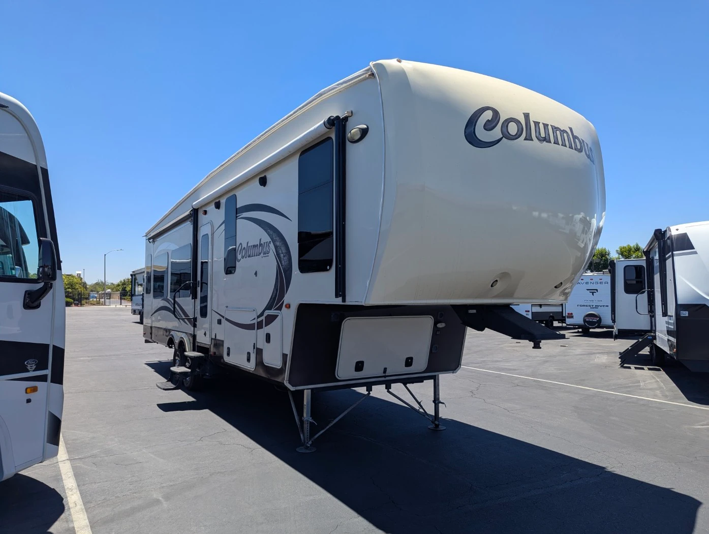 2013 Palomino Columbus 320RS exterior