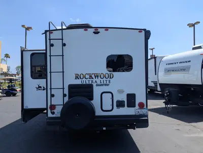 2021 Forest River Rockwood Ultra Lite 2902SW photo 9