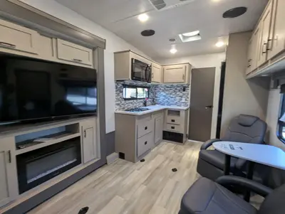2024 Forest River Shockwave 2600RLT photo 14