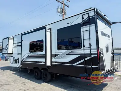 2026 Grand Design Momentum G-Class photo 3