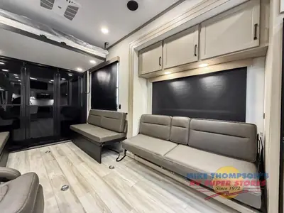 2026 Grand Design Momentum G-Class photo 8