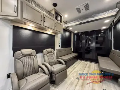 2026 Grand Design Momentum G-Class photo 7