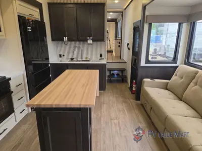 2027 Forest River RV Cherokee Sabre photo 17