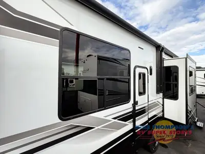 2026 Grand Design Momentum G-Class photo 4