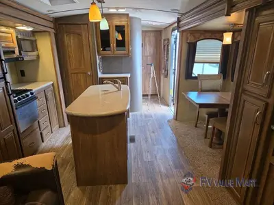 2016 Keystone RV Laredo photo 19
