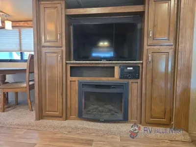 2016 Keystone RV Laredo photo 22