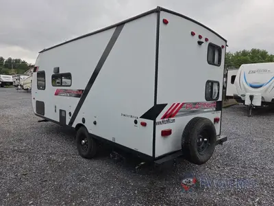 2021 Forest River RV Wildwood FSX photo 6