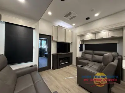 2026 Grand Design Momentum G-Class photo 15
