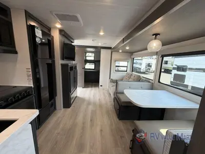 2027 Forest River RV Surveyor Legend photo 25