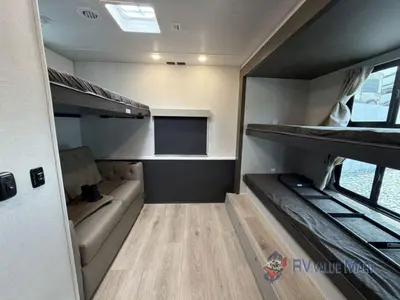 2027 Forest River RV Surveyor Legend photo 32