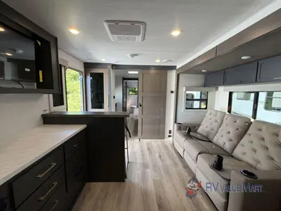 2027 Forest River RV Grand Surveyor photo 25