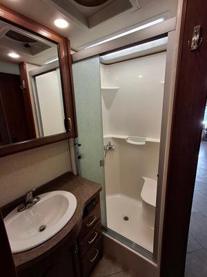 2015 FLEETWOOD BOUNDER photo 38