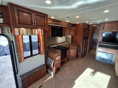 2015 FLEETWOOD BOUNDER photo 29