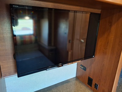 2015 FLEETWOOD BOUNDER photo 43