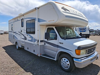 2004 FLEETWOOD TIOGA photo 4