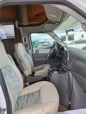2004 FLEETWOOD TIOGA photo 22