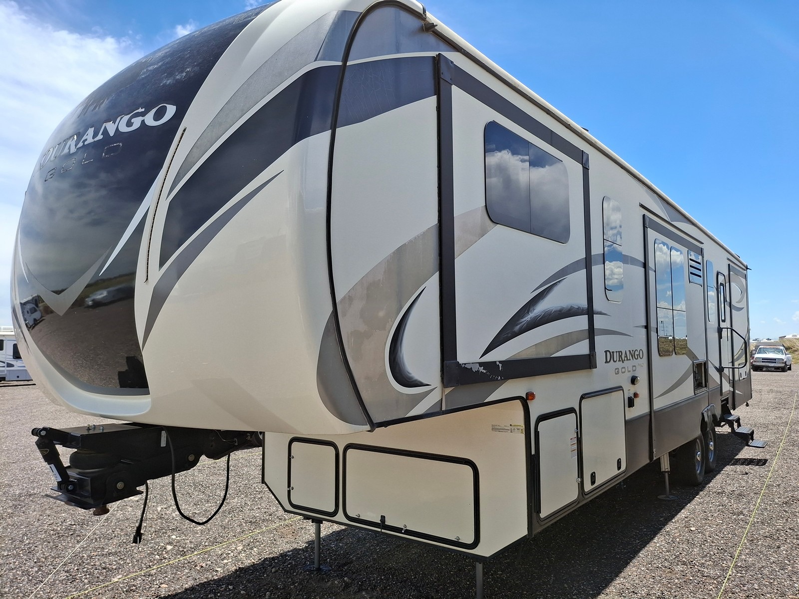 2017 K-Z DURANGO exterior